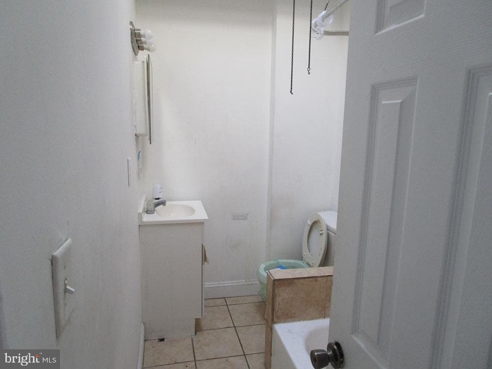 2651 S Lloyd Street photo 8