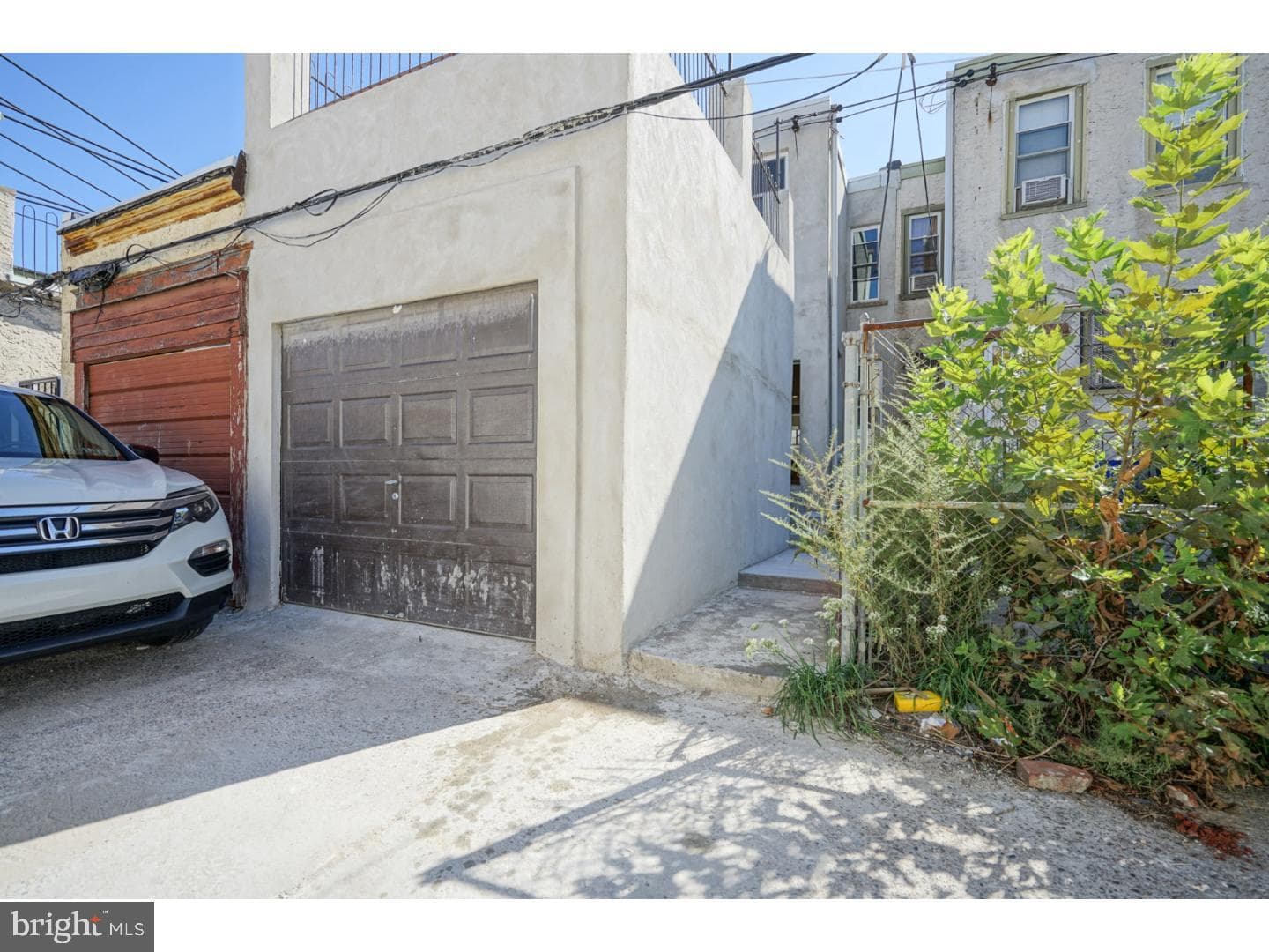 2118 S Lambert Street photo 24