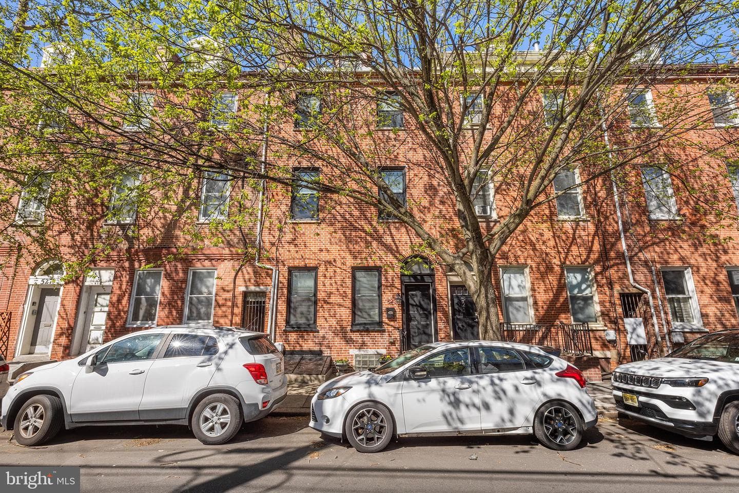 523 Fairmount Avenue, Philadelphia