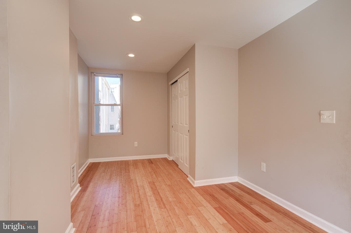 1531 Swain Street photo 15