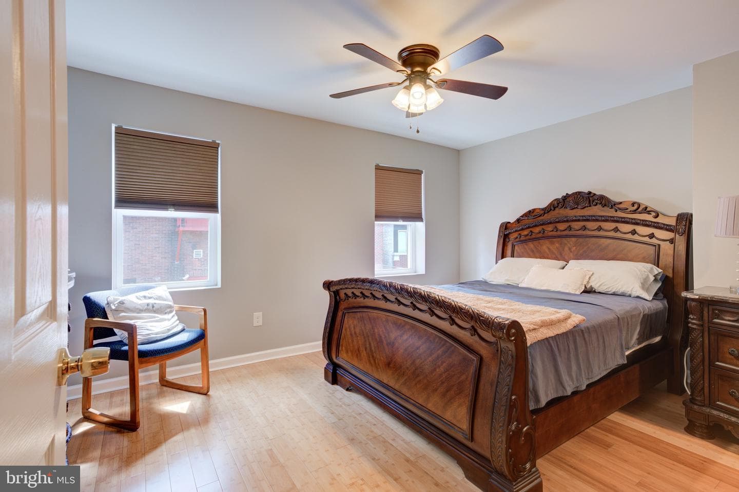 1531 Swain Street photo 2