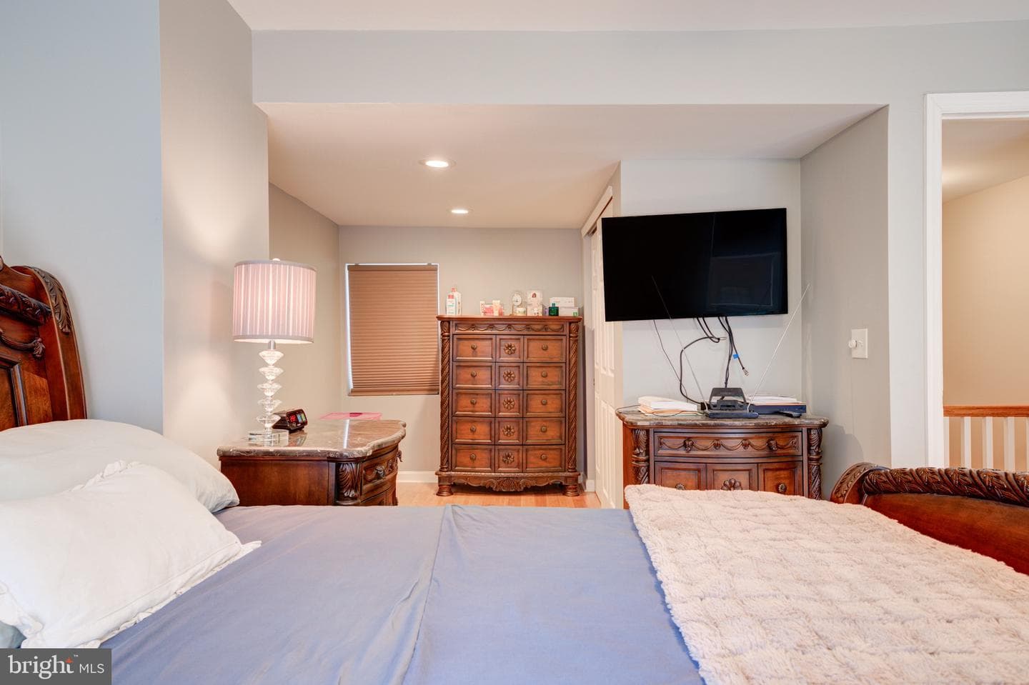 1531 Swain Street photo 3