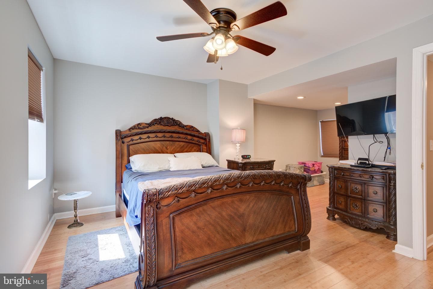 1531 Swain Street photo 5