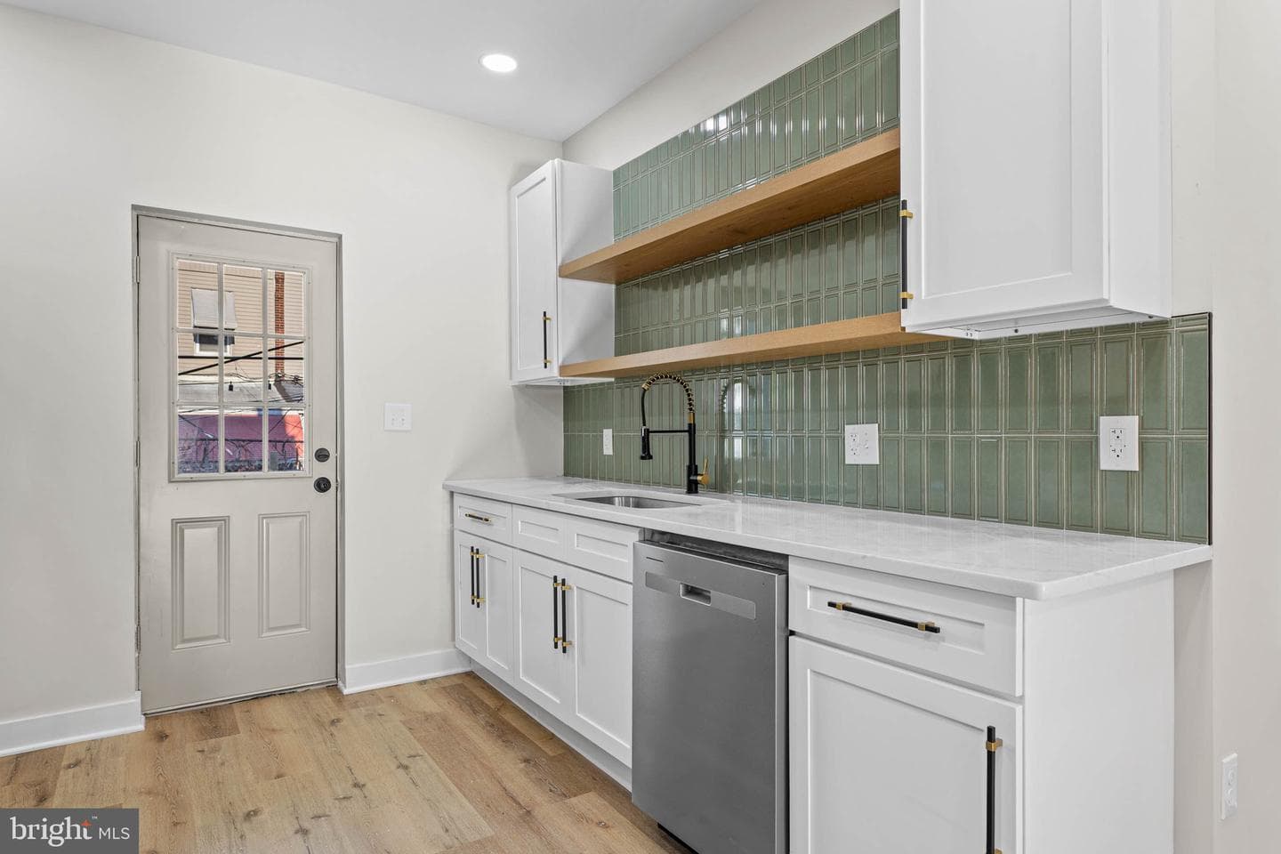 1443 N Edgewood Street photo 8