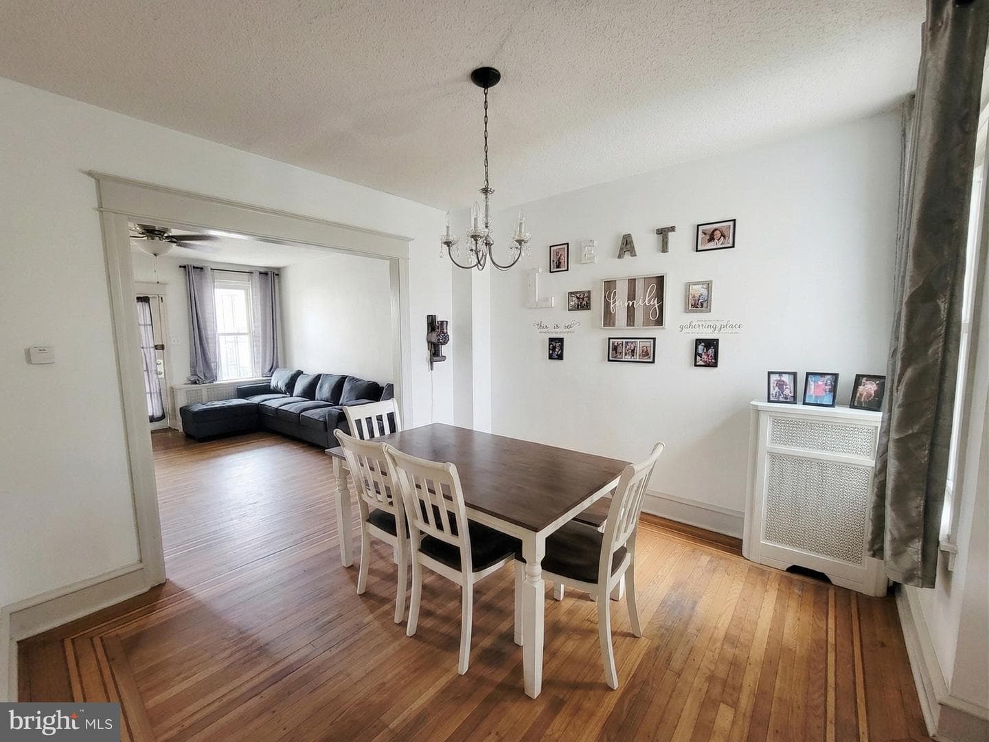 5823 Saul Street photo 6