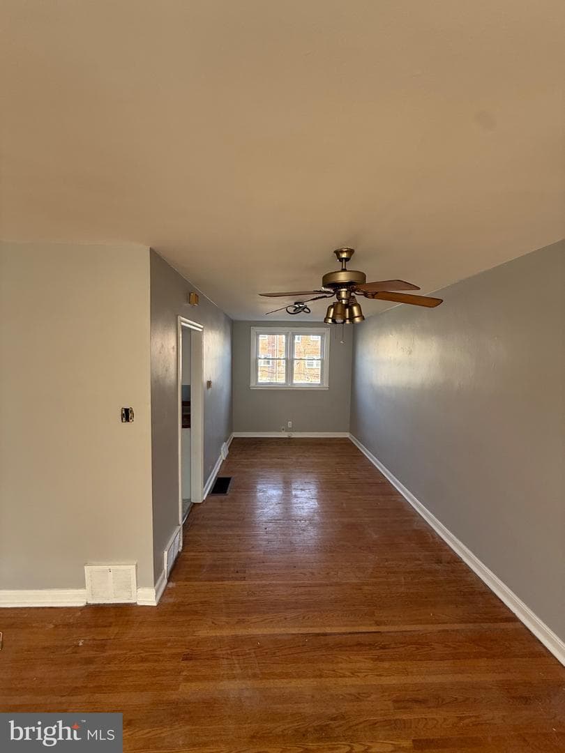 7213 Oakland Street photo 3