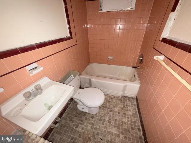 5943 N Marvine Street photo 24