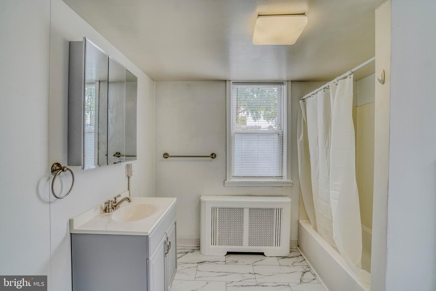 3271 Edgemont Street photo 19