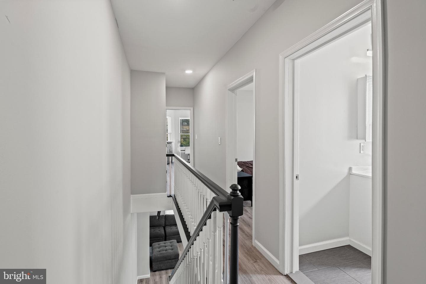 4928 Florence Avenue photo 8