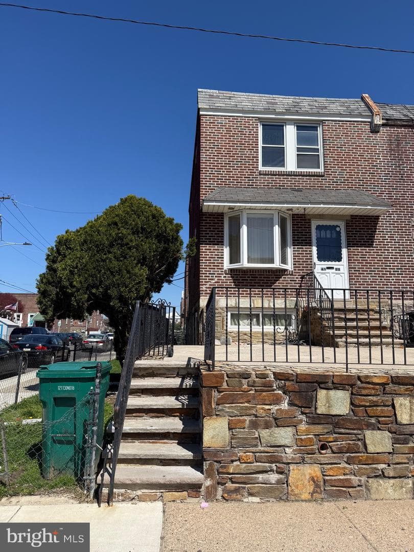 4501 Oakmont Street photo 2