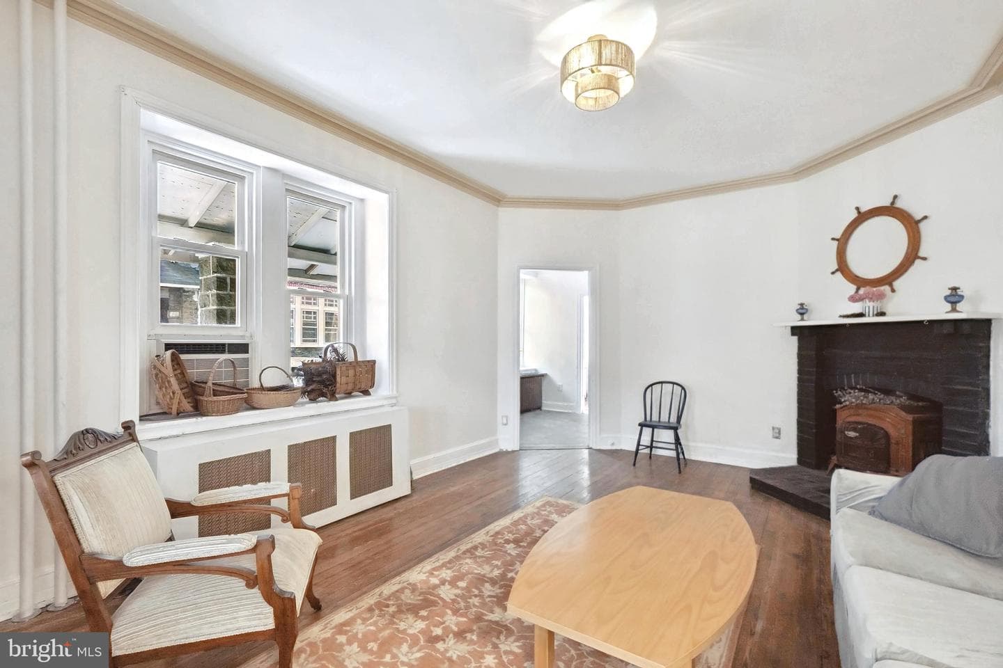 423 E High Street photo 16