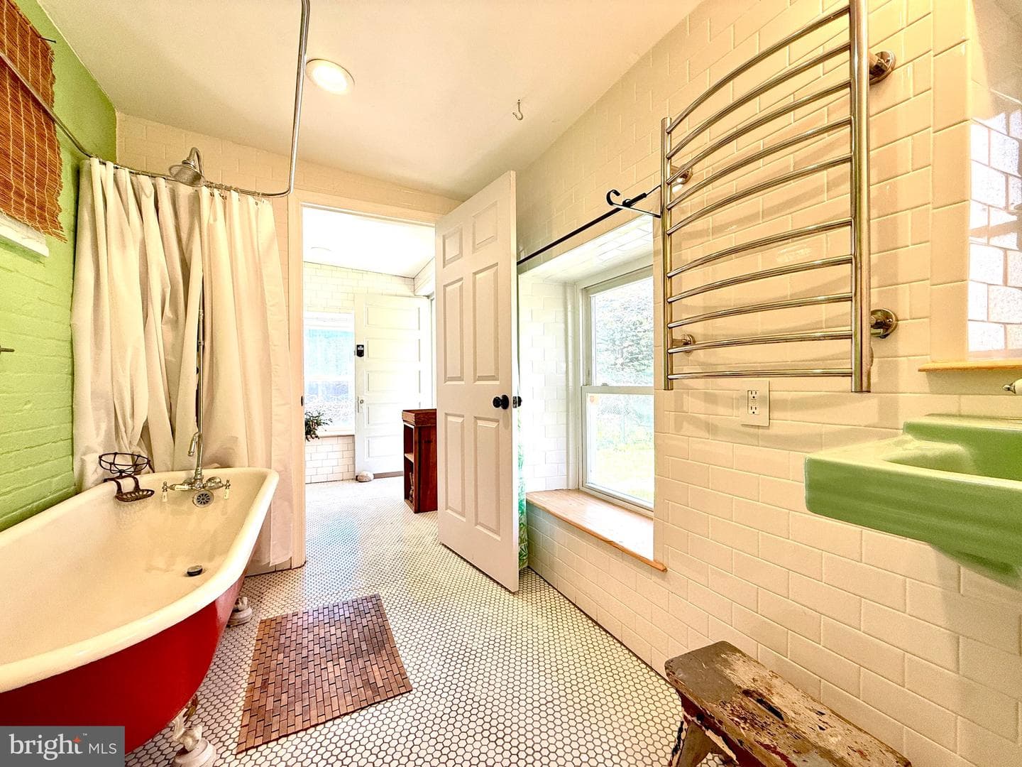 423 E High Street photo 20