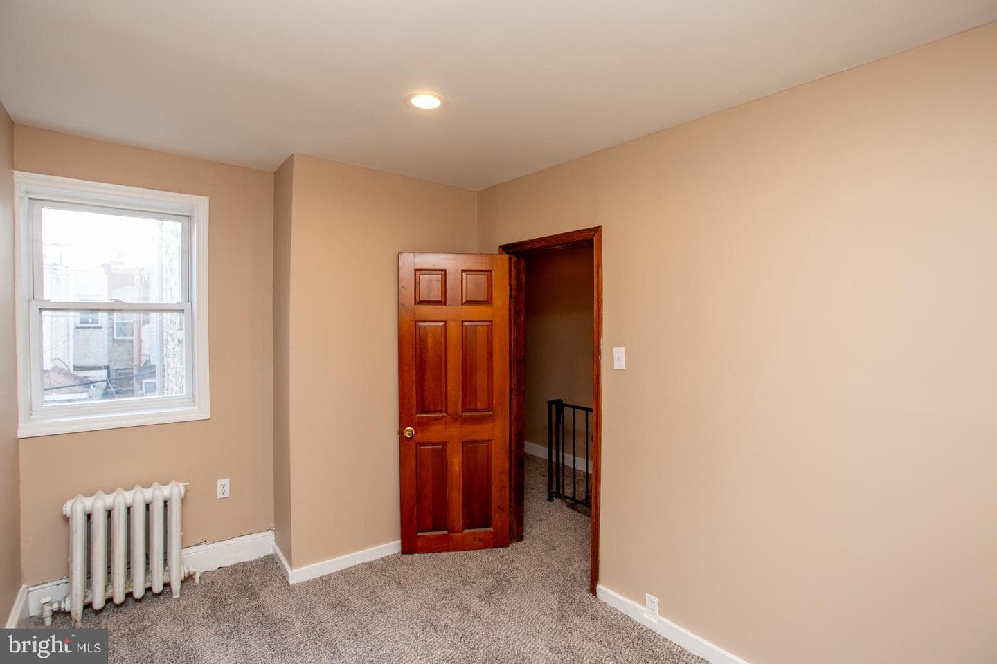2418 S Alder Street photo 17
