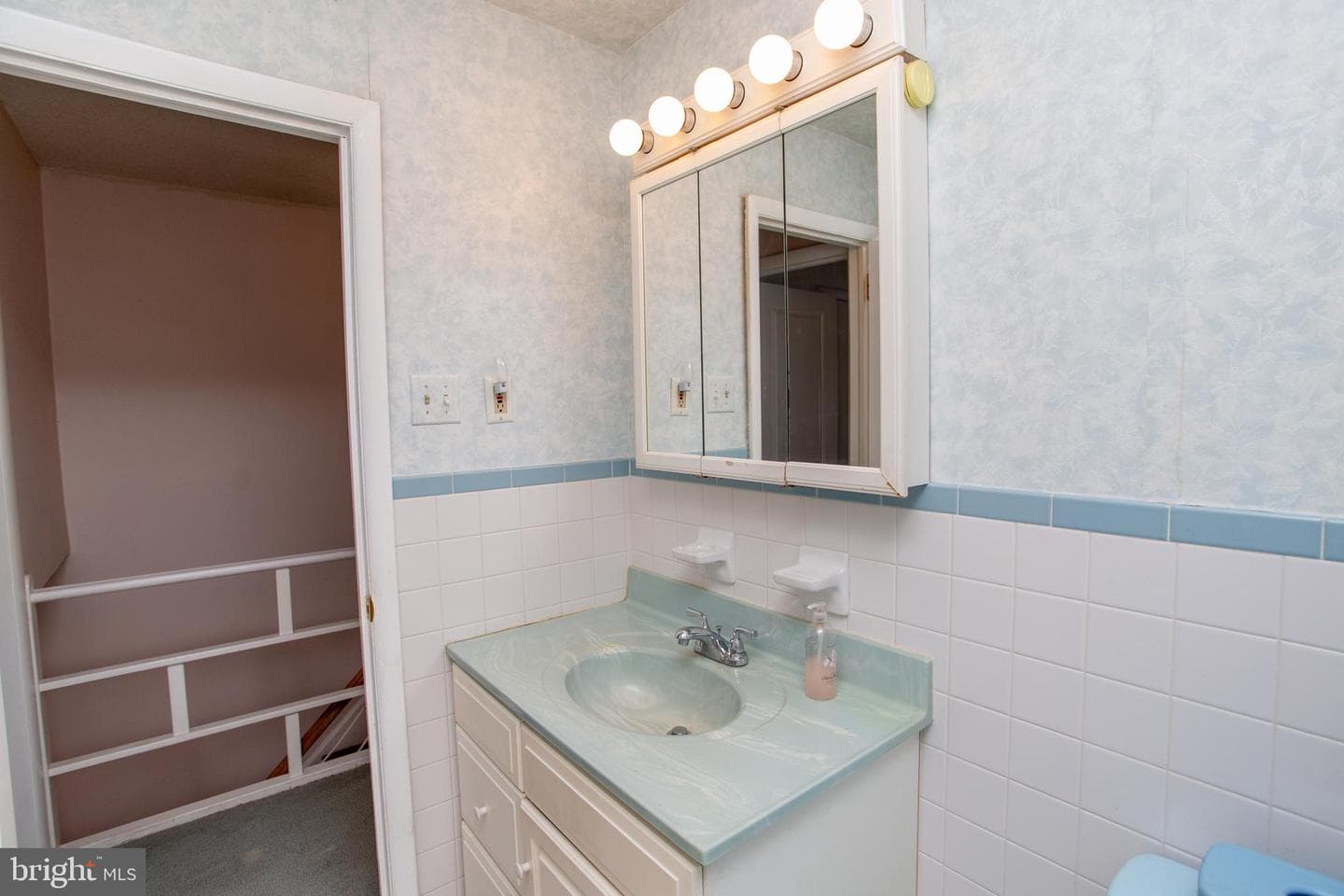 8617 Rugby Street photo 22