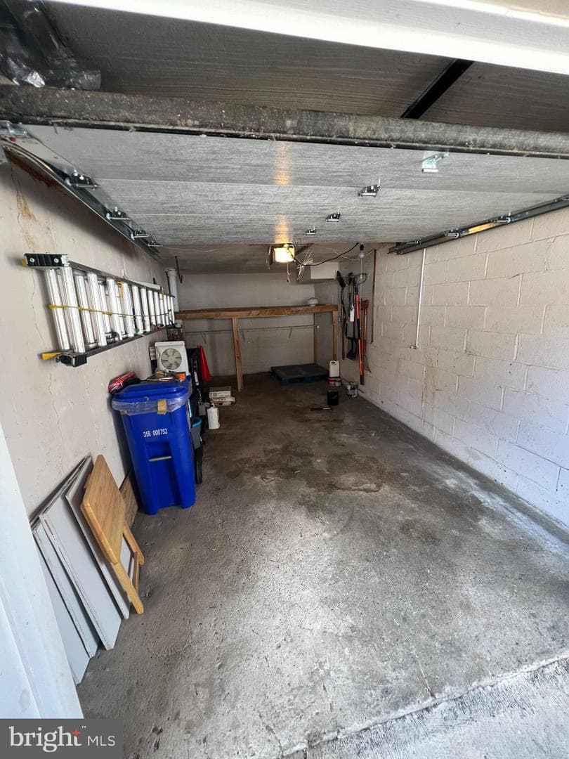 8617 Rugby Street photo 32