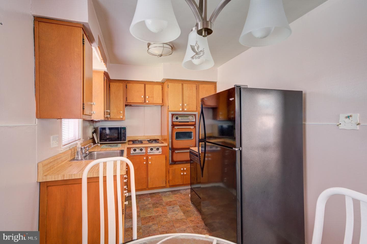 9075 Convent Avenue photo 4