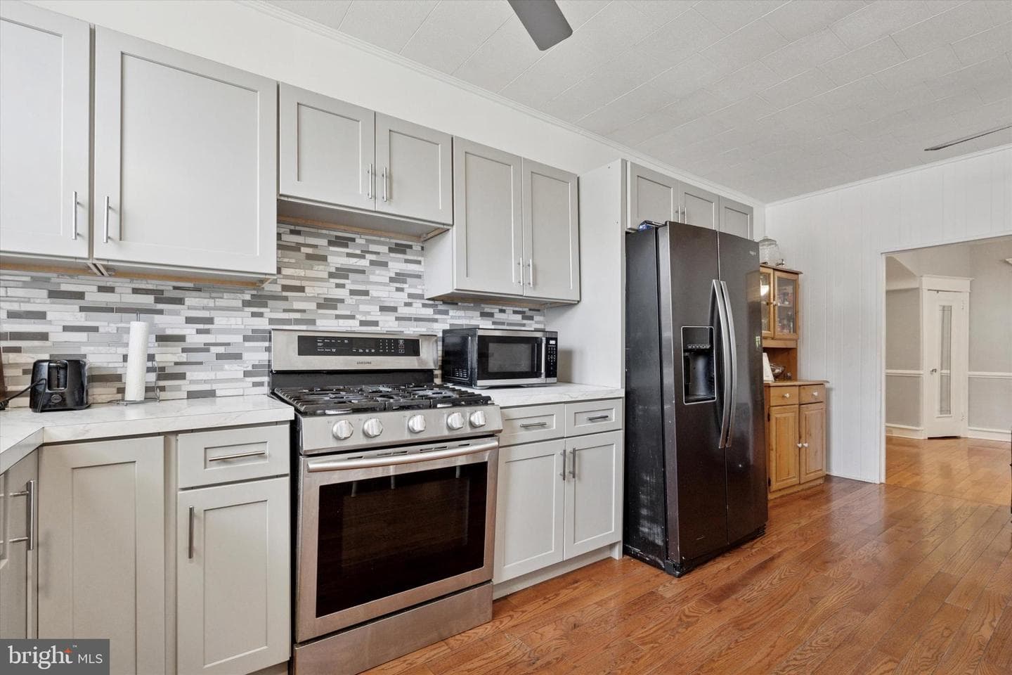 3252 Cottman Avenue photo 5