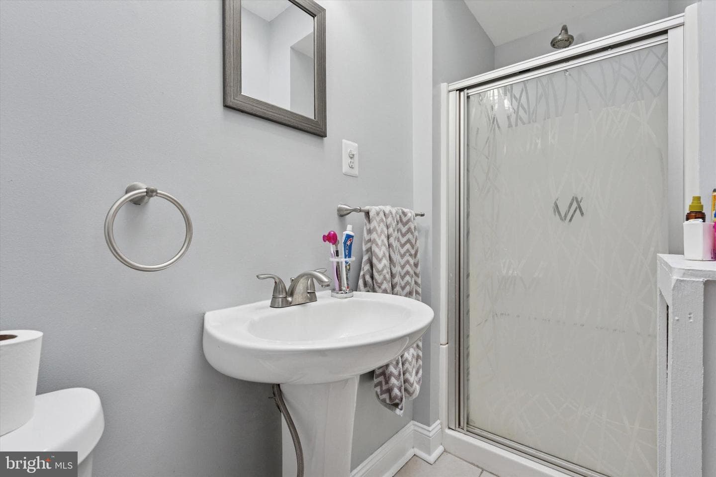 3252 Cottman Avenue photo 9