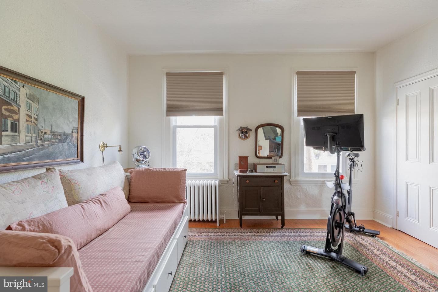 1320 Castle Avenue photo 35