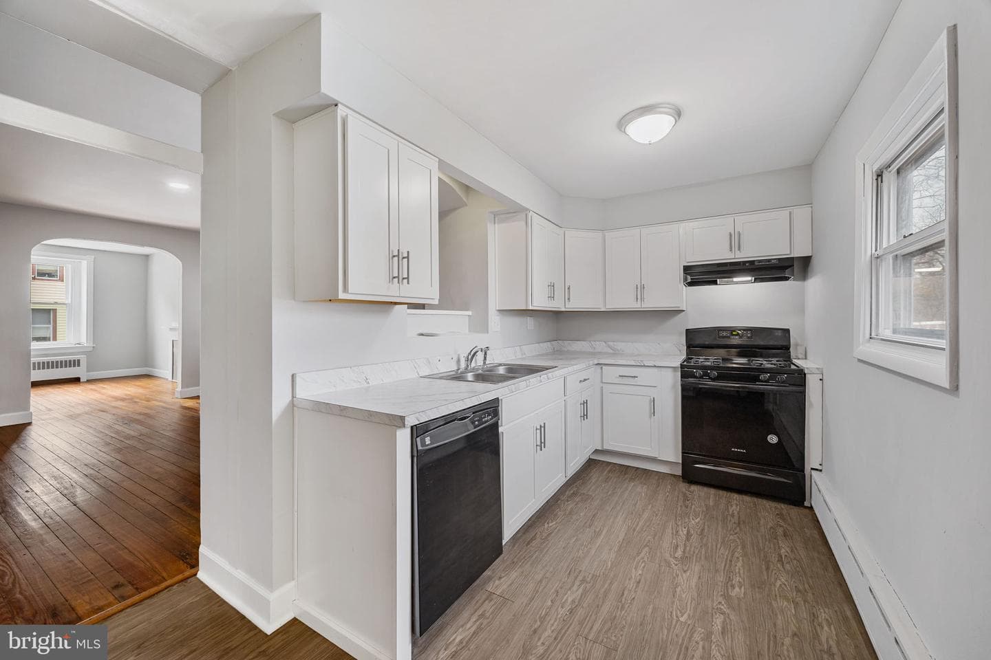 213 Dawson Street photo 7