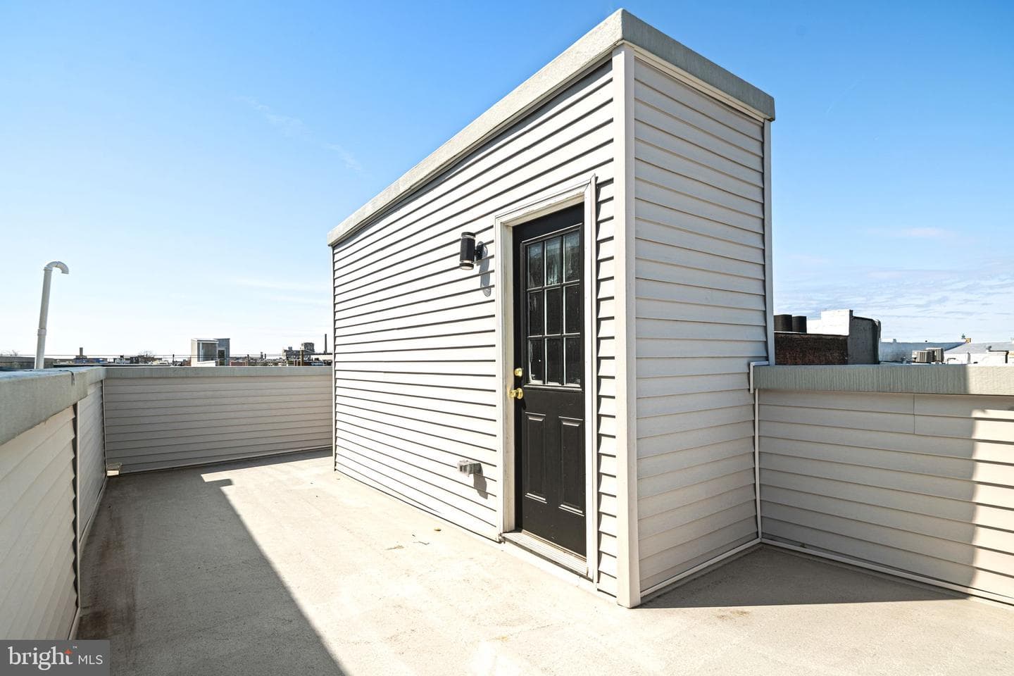 1329 Dickinson Street photo 28