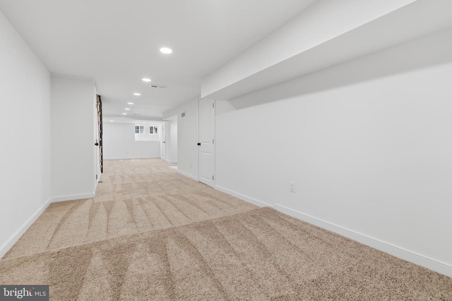 1724 N Edgewood Street photo 15