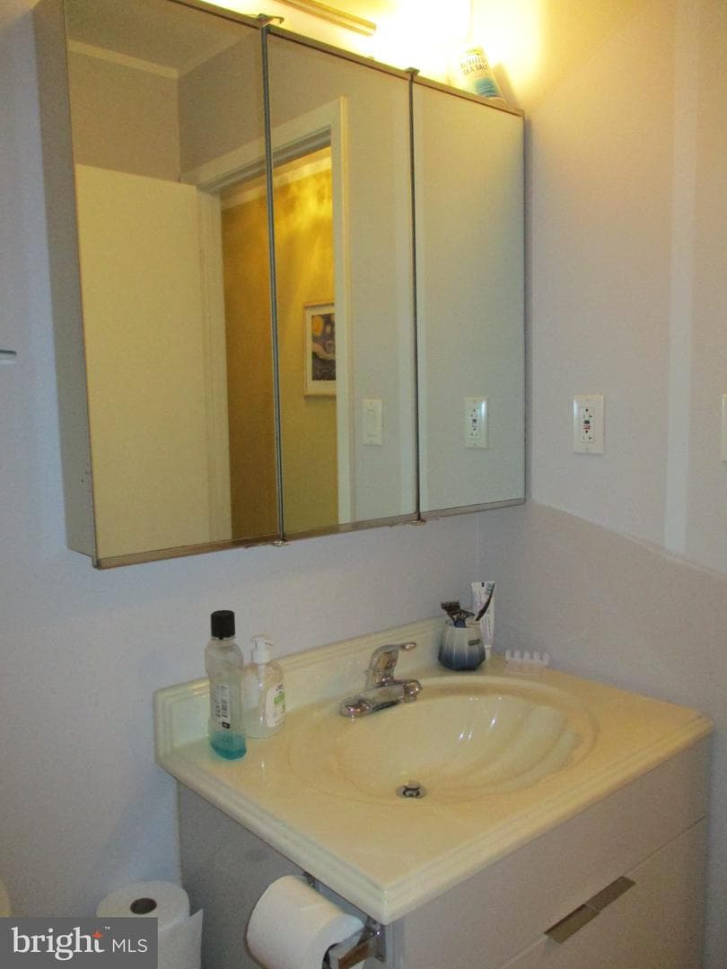 1569 Stoney Lane #b photo 15