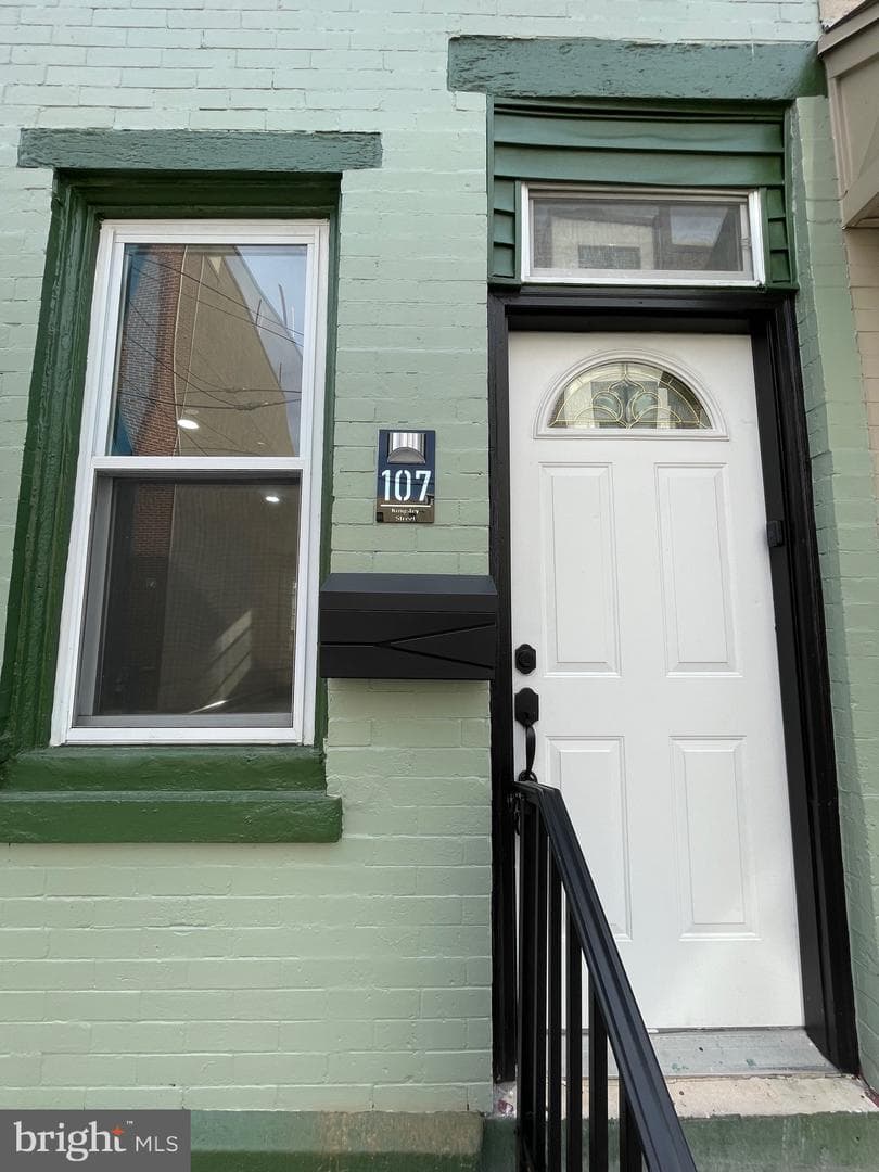 107 Kingsley Street, Philadelphia