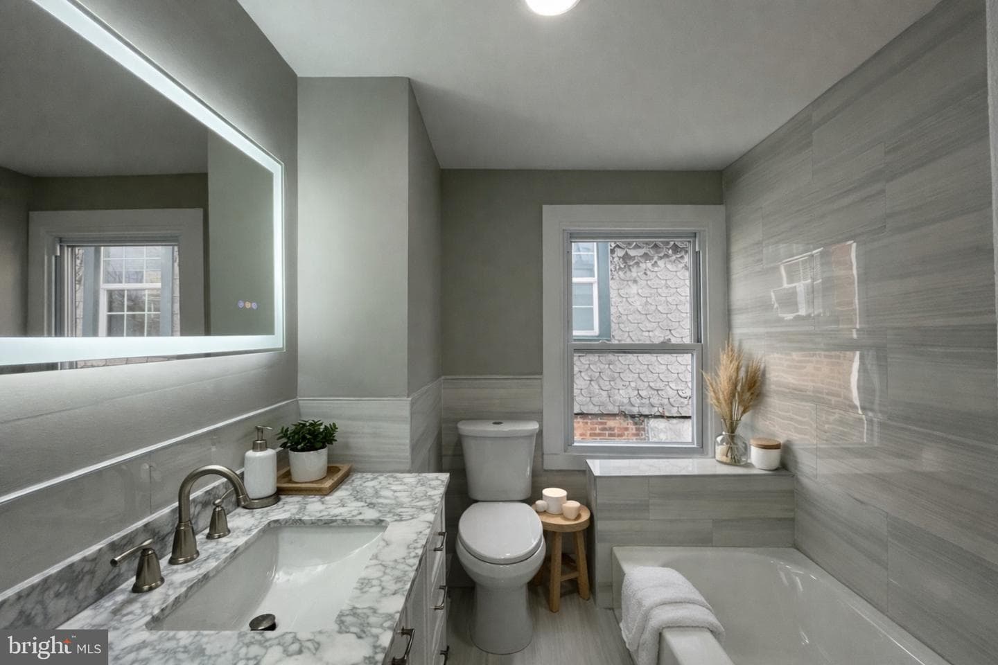 107 Kingsley Street photo 8