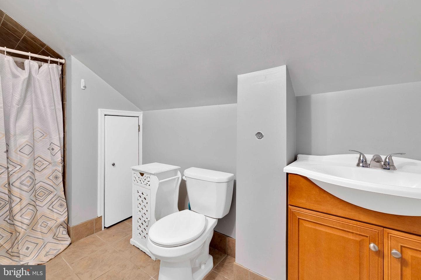 833 Emerson Street photo 22