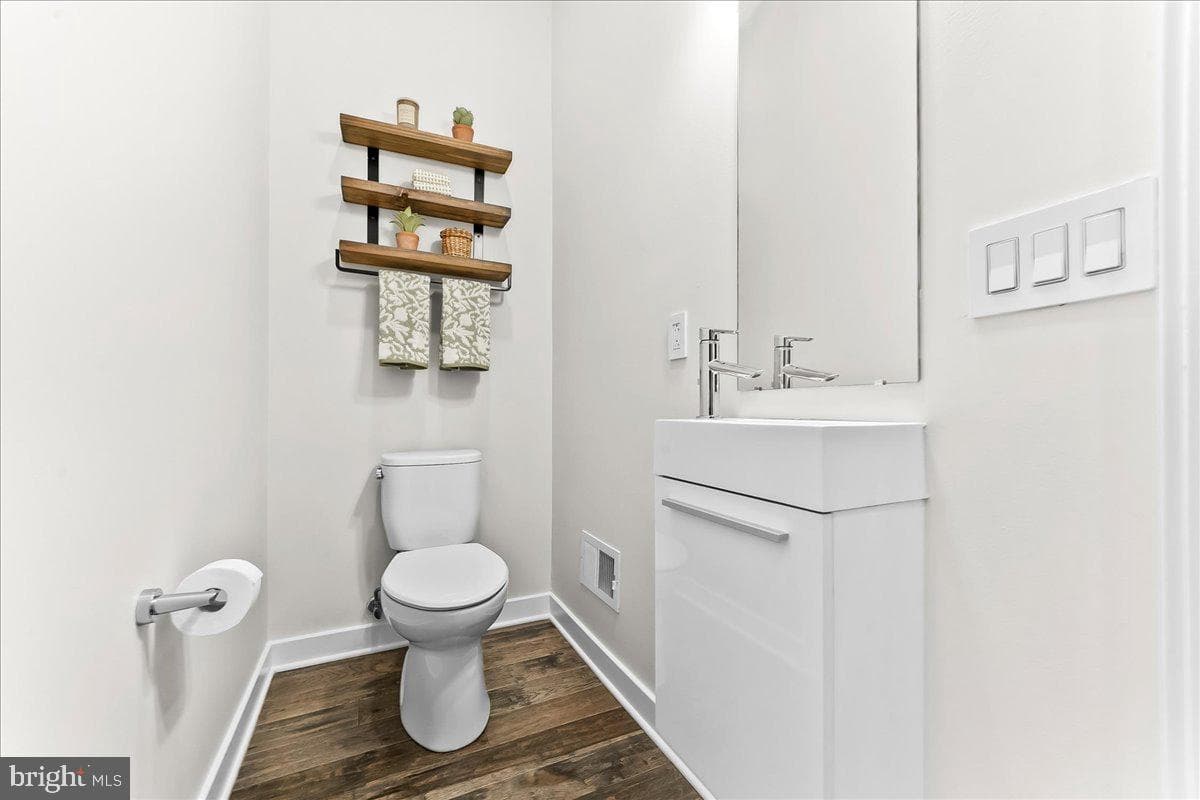 4584 Riverside Way photo 29