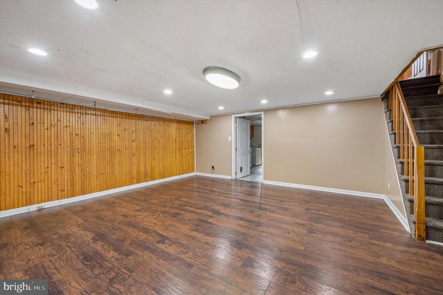 1448 Devereaux Avenue photo 23