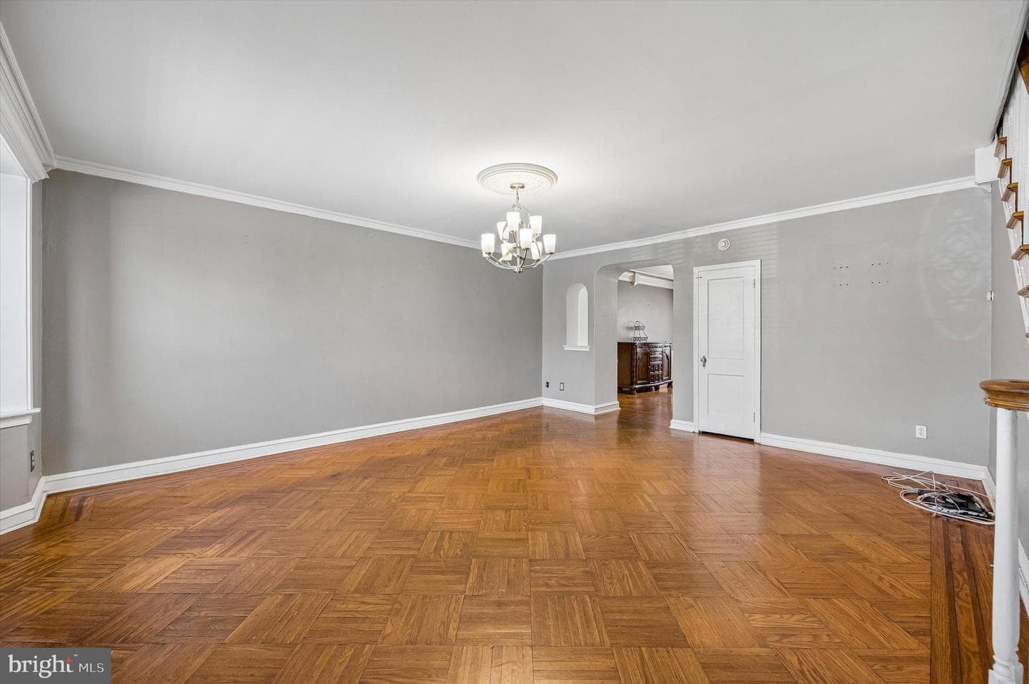 1448 Devereaux Avenue photo 3