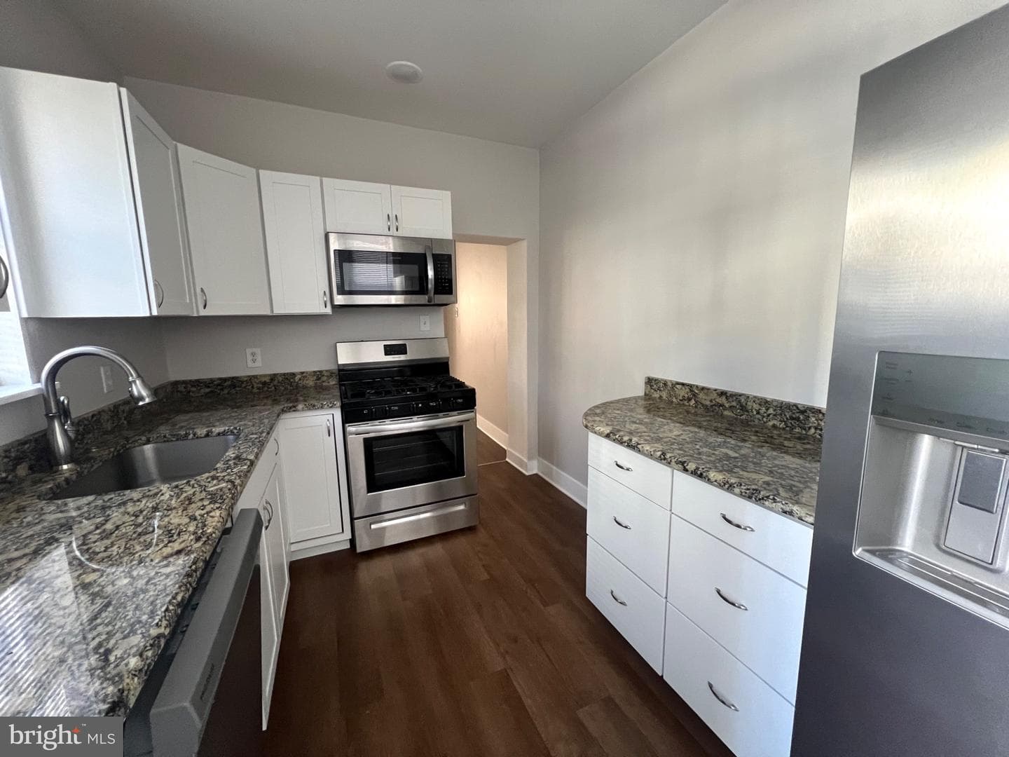 2208 Gaul St photo 10
