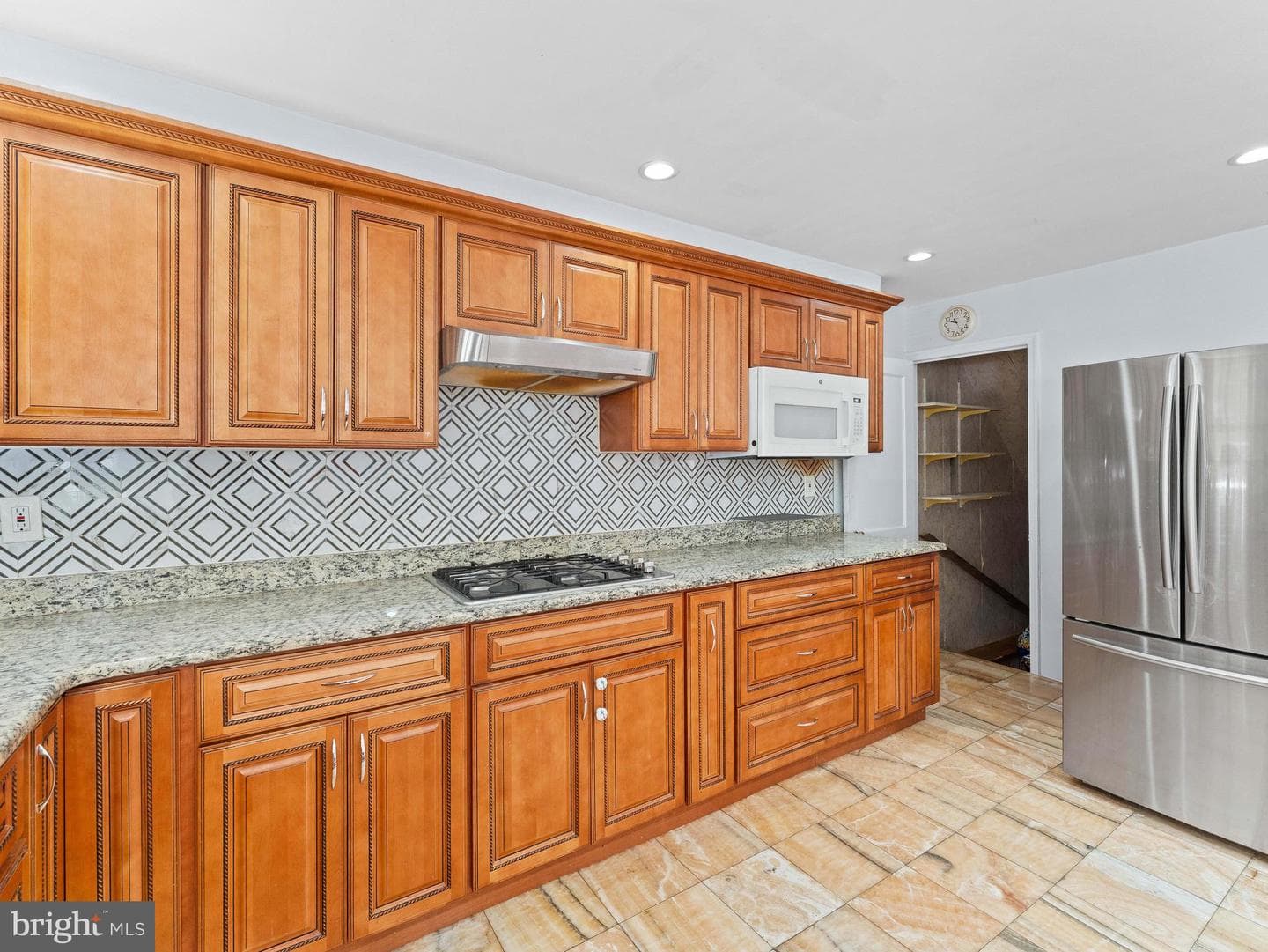 5924 Ella Street photo 9