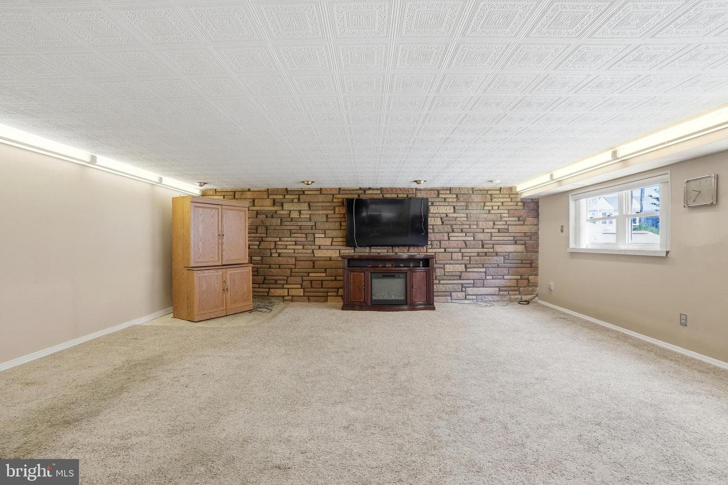 8931 Leonard Street photo 27