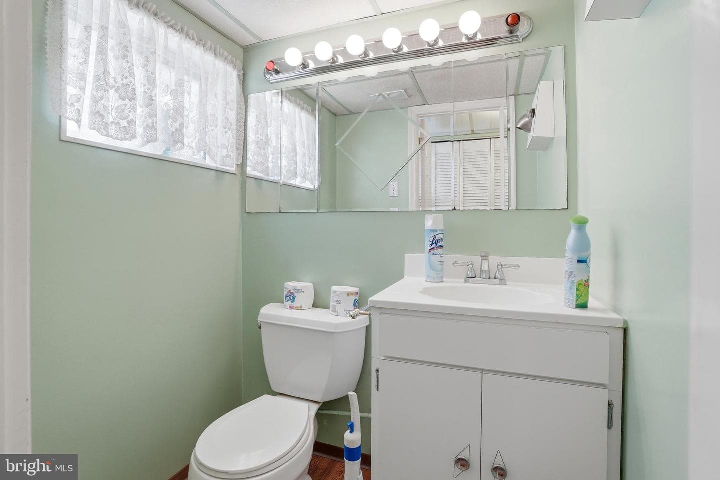 8931 Leonard Street photo 33