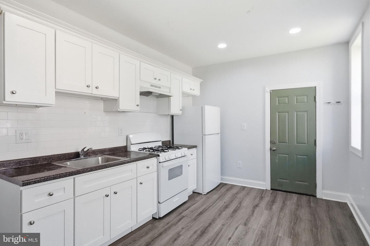 1406 S Allison Street photo 11