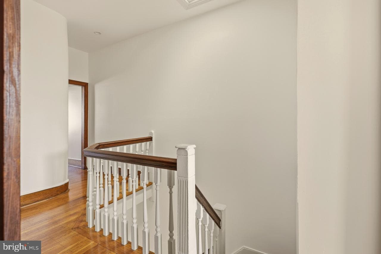2323 W Cumberland Street photo 20