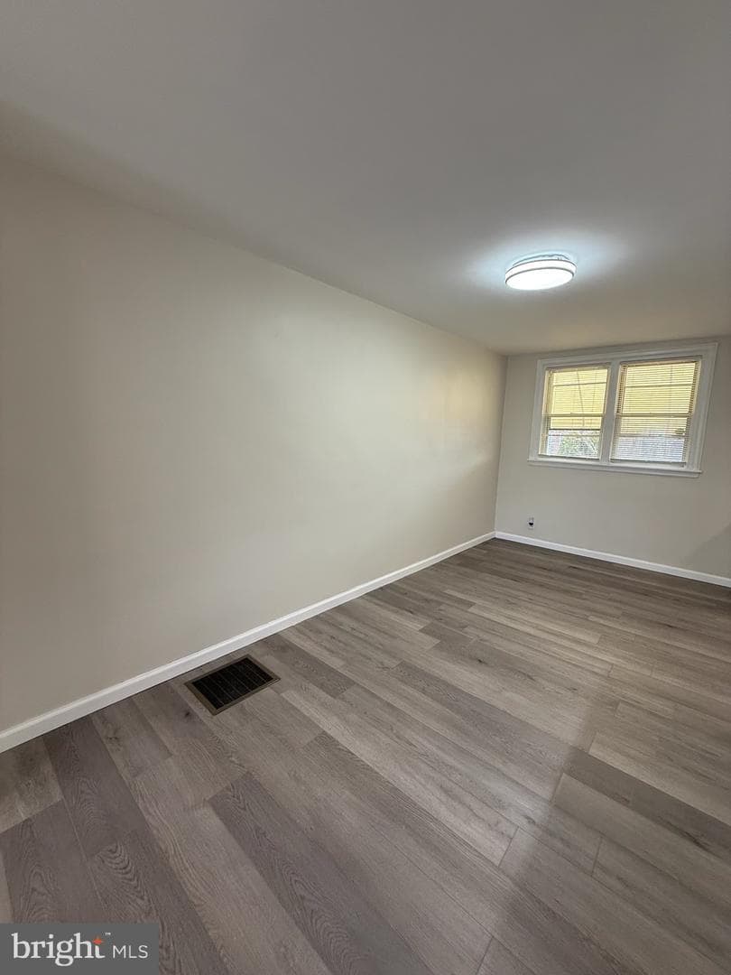 1610 Benner Street photo 12