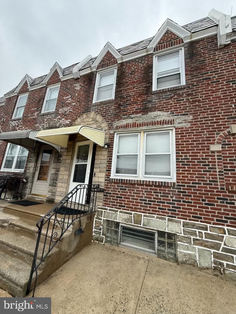 1610 Benner Street photo 4