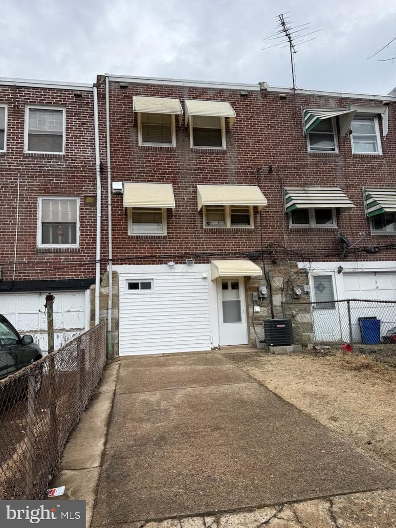 1610 Benner Street photo 46