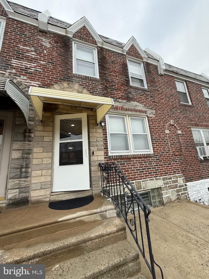 1610 Benner Street photo 5