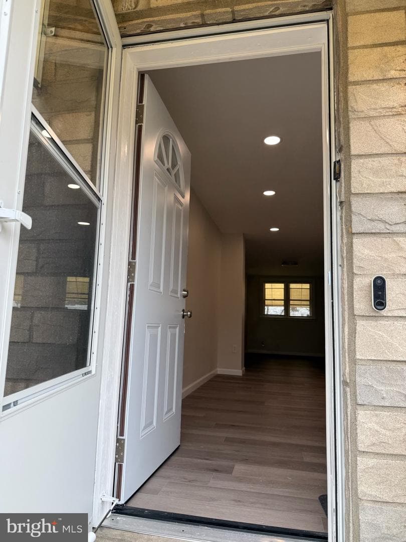 1610 Benner Street photo 6