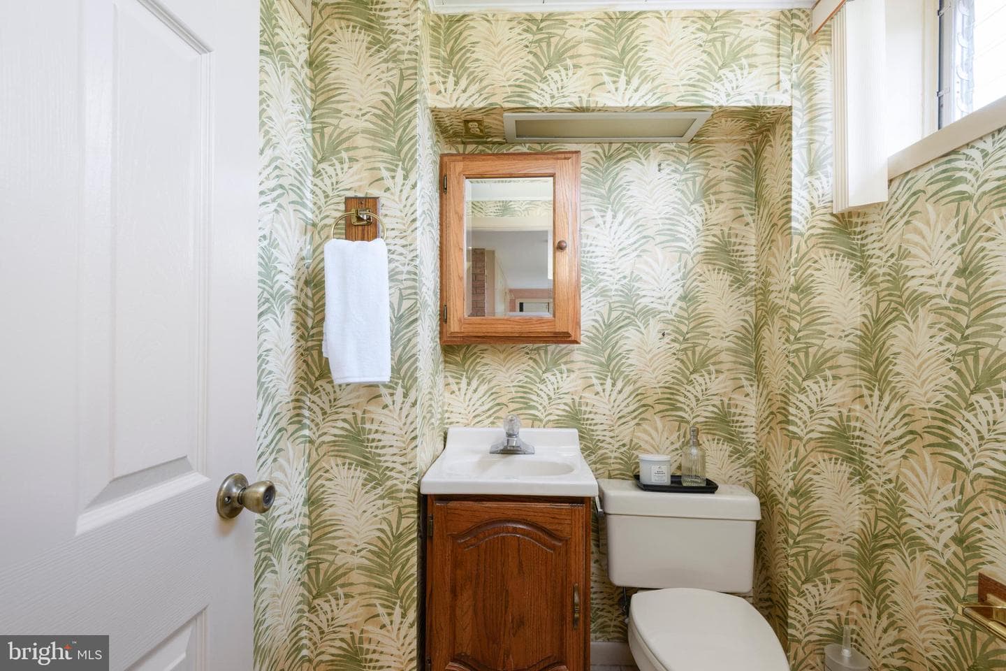 831 Regina Street photo 18