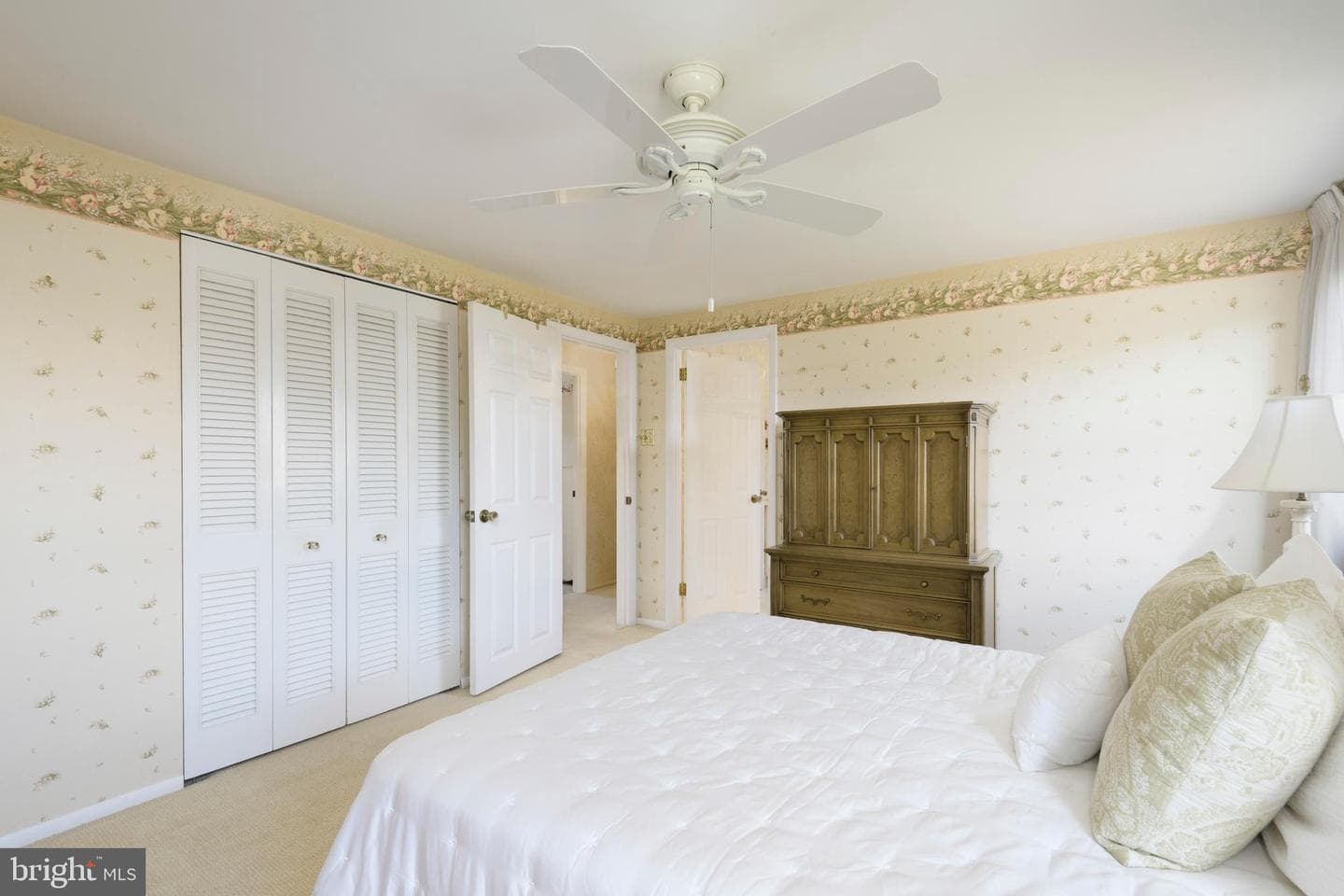 831 Regina Street photo 20