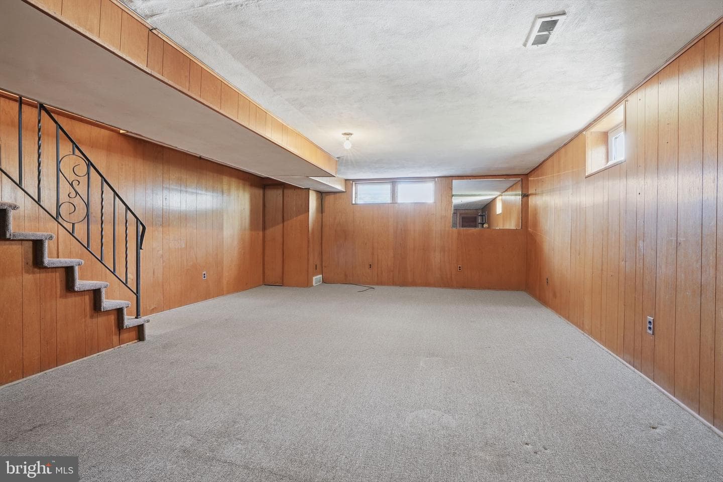 2035 Nester Street photo 16