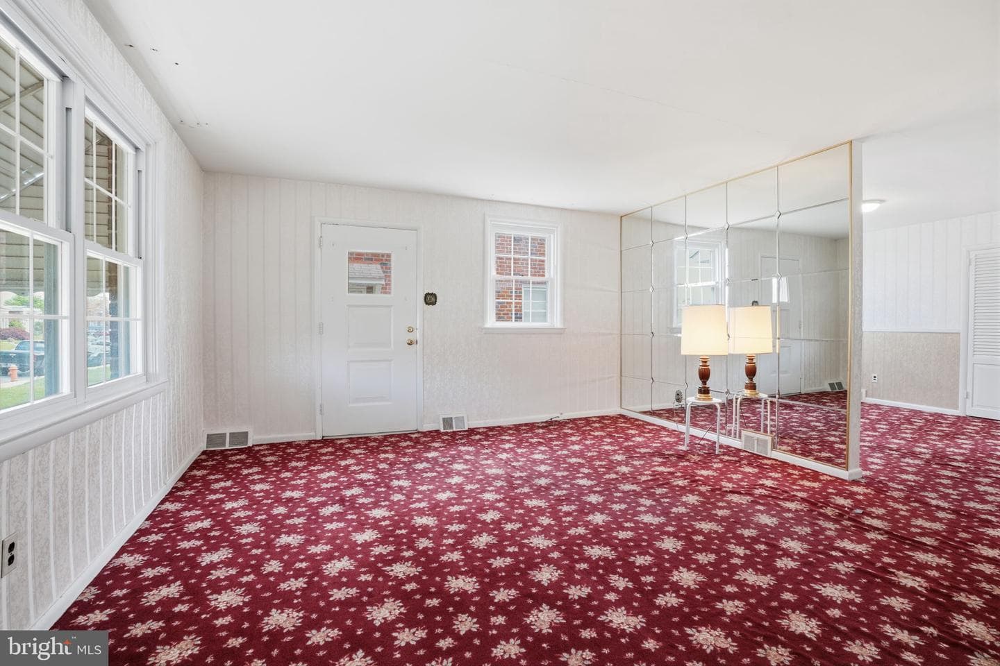 2035 Nester Street photo 6