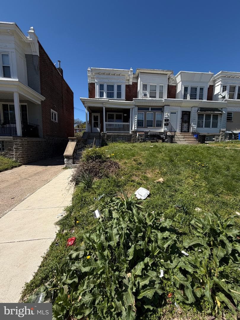 535 E Penn Street photo 23