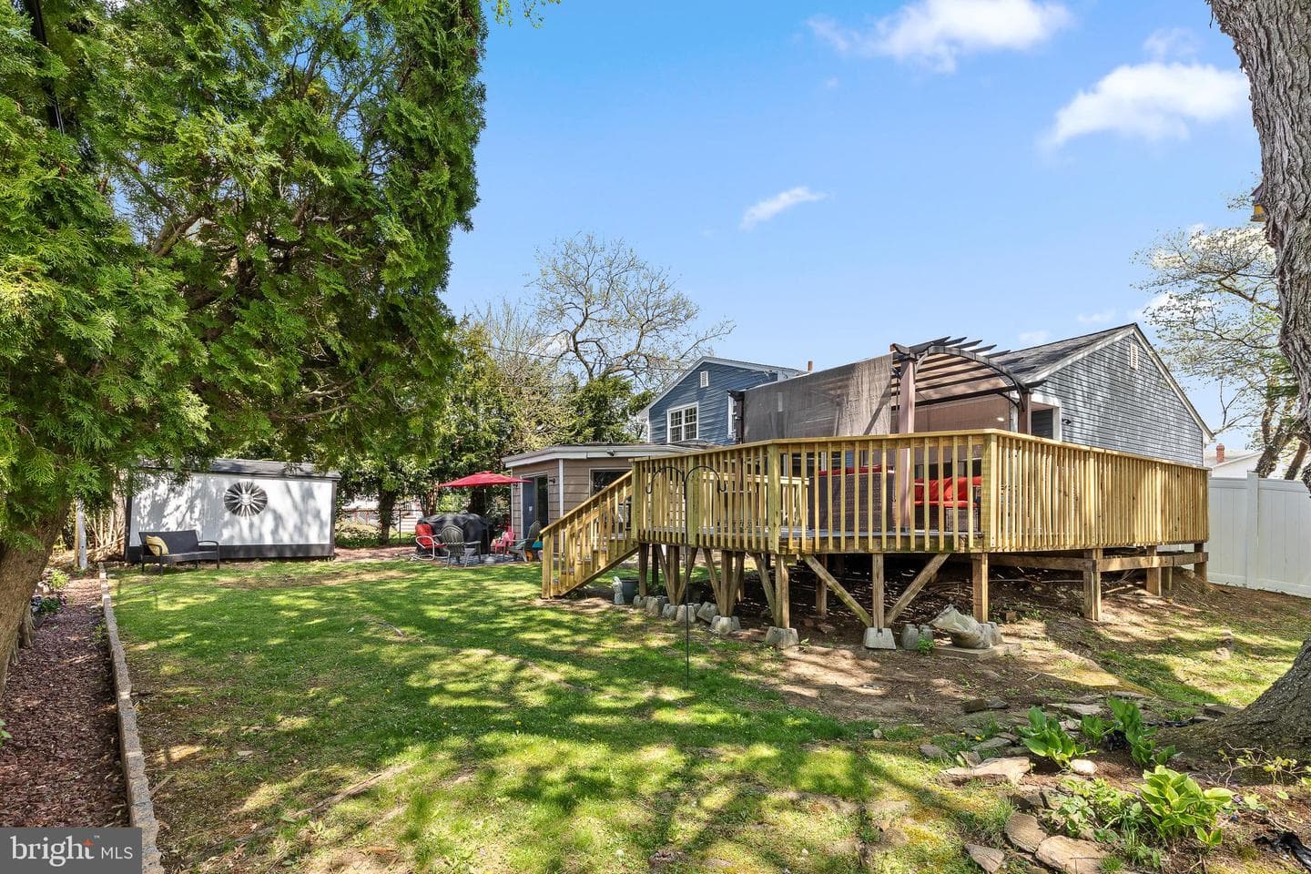 1044 Bloomfield Avenue photo 29